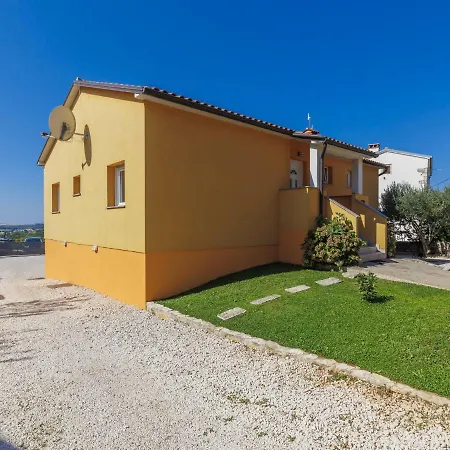 Apartamento Krase By Interhome Pula
