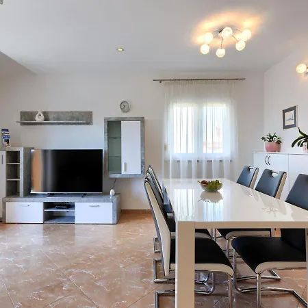 Krase By Interhome Apartamento