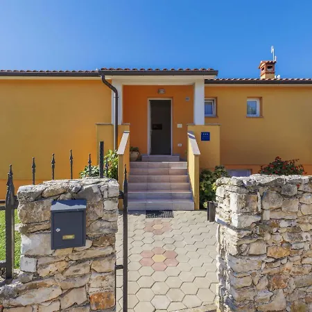 Krase By Interhome Apartamento